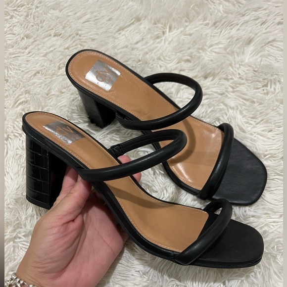 DV Dolce Vita HALSTY Sandal - Size 11 - Picture 1 of 8